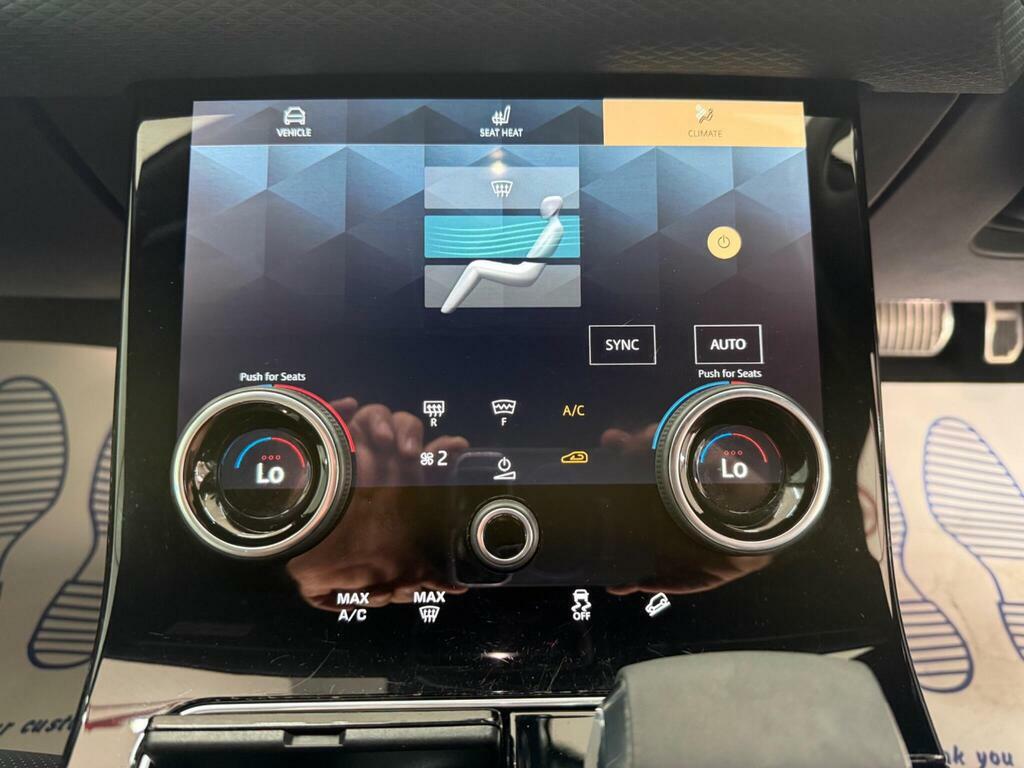 Land Rover Range Rover Velar Land Rover 3.0 D300 Mhev R-dynamic Se A Black #38