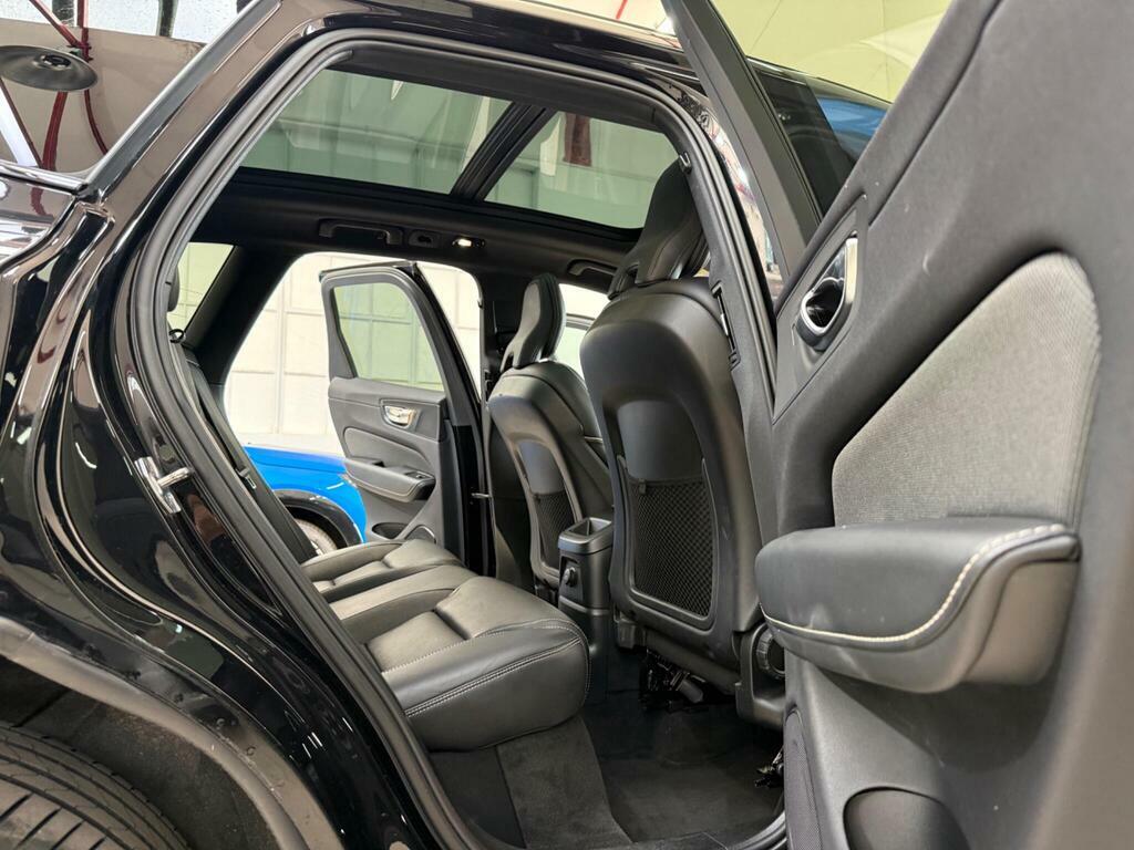 Volvo XC60 2.0H T6 Recharge 11.6Kwh R-design Suv P Black #42
