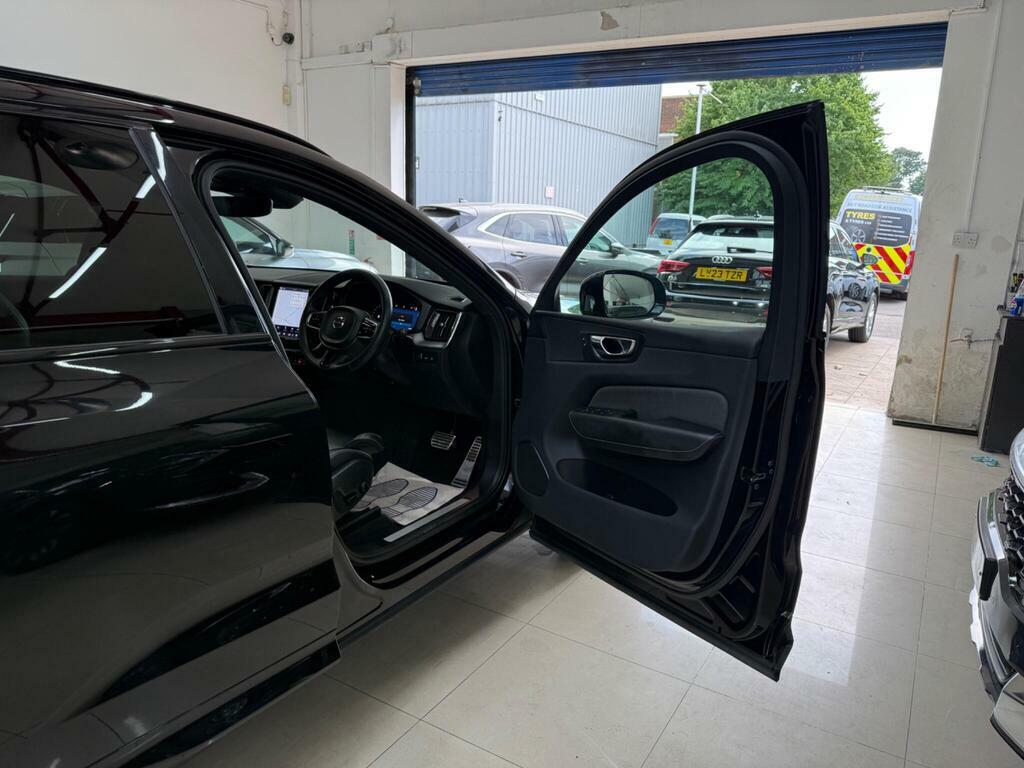 Volvo XC60 2.0H T6 Recharge 11.6Kwh R-design Suv P Black #12
