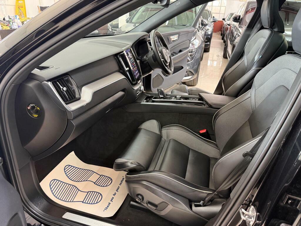 Volvo XC60 2.0H T6 Recharge 11.6Kwh R-design Suv P Black #35