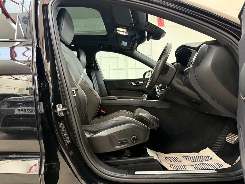 Volvo XC60 2.0H T6 Recharge 11.6Kwh R-design Suv P Black #16