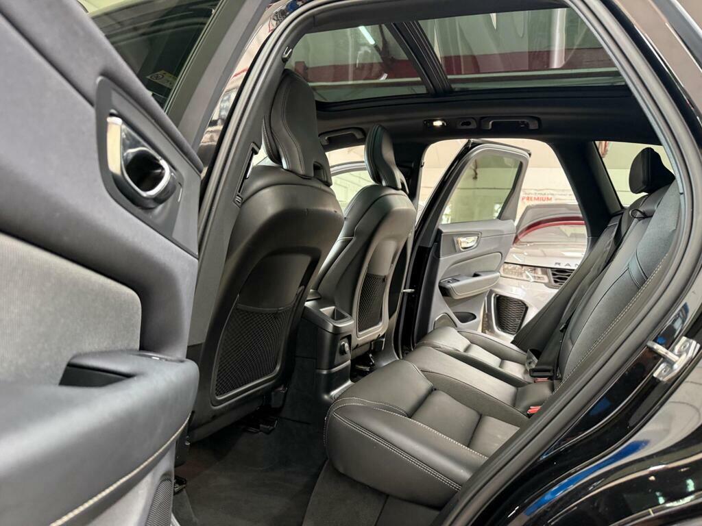 Volvo XC60 2.0H T6 Recharge 11.6Kwh R-design Suv P Black #48