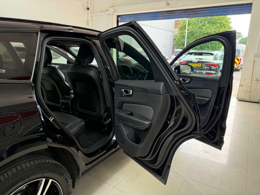 Volvo XC60 2.0H T6 Recharge 11.6Kwh R-design Suv P Black #41