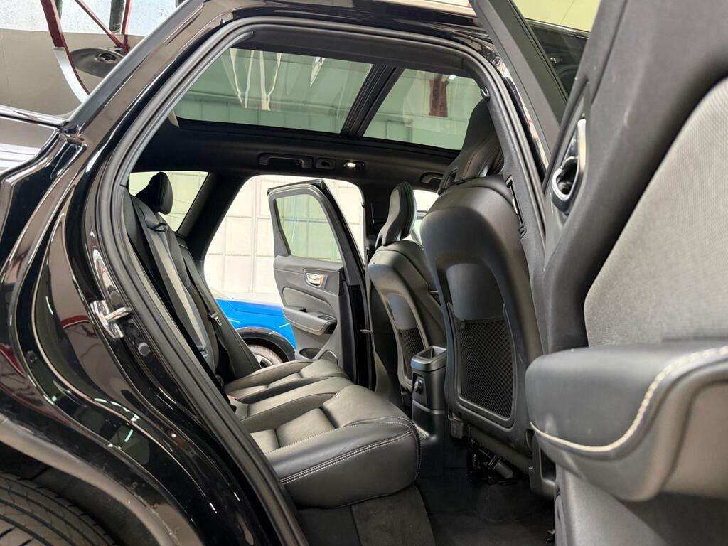 Volvo XC60 2.0H T6 Recharge 11.6Kwh R-design Suv P Black #43