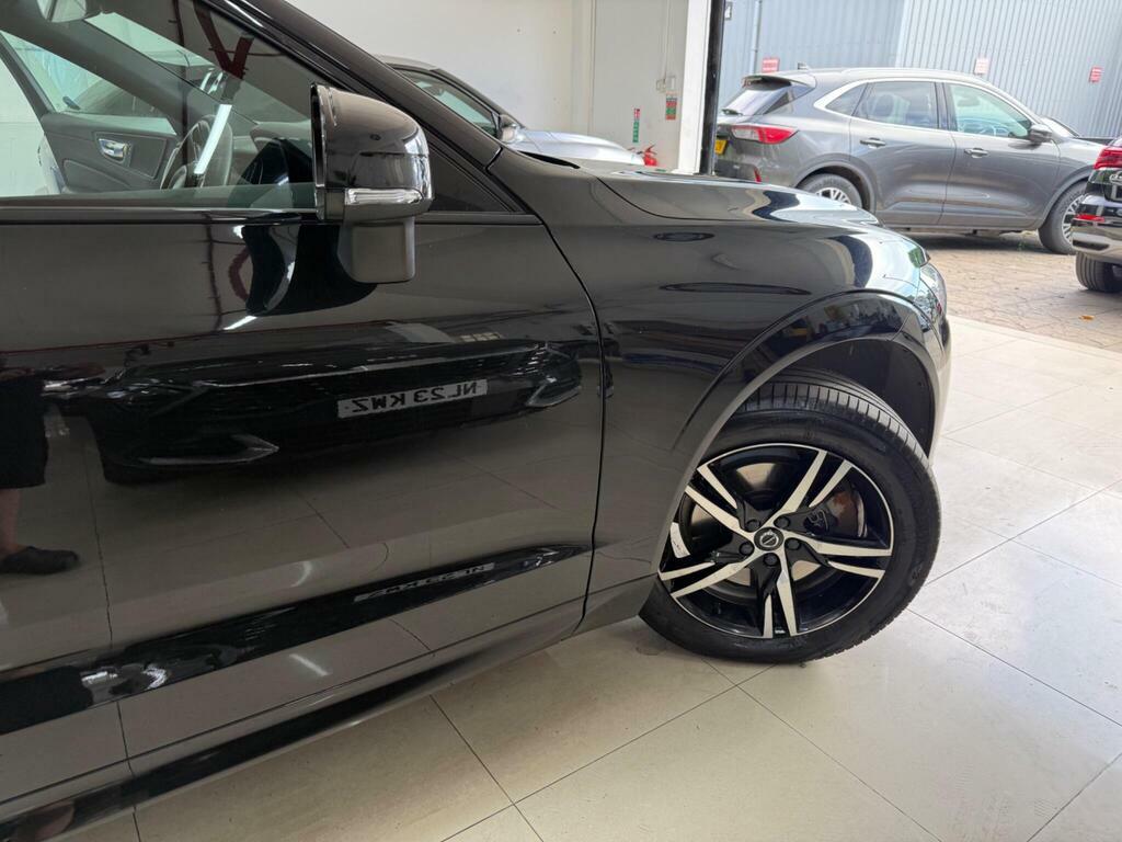 Volvo XC60 2.0H T6 Recharge 11.6Kwh R-design Suv P Black #53