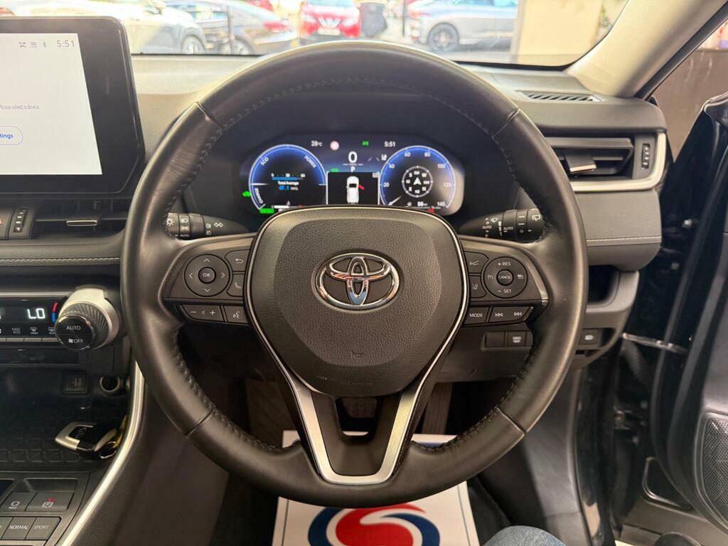 Toyota Rav 4 Dynamic Black #18