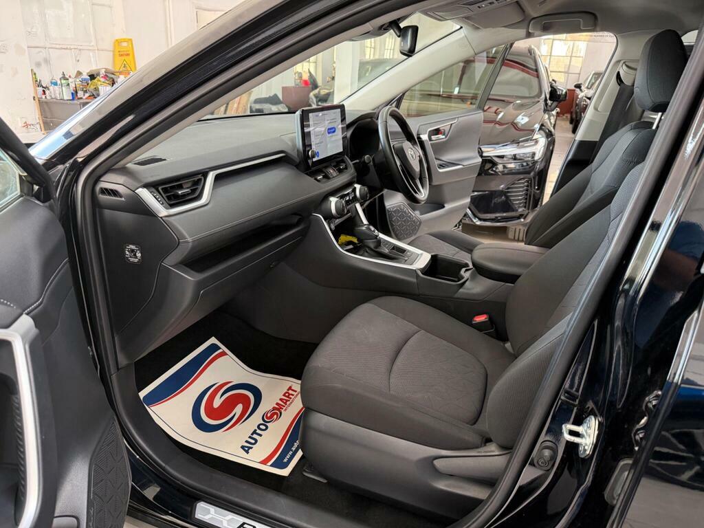 Toyota Rav 4 Dynamic Black #30
