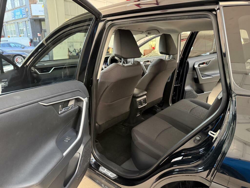 Toyota Rav 4 Dynamic Black #41