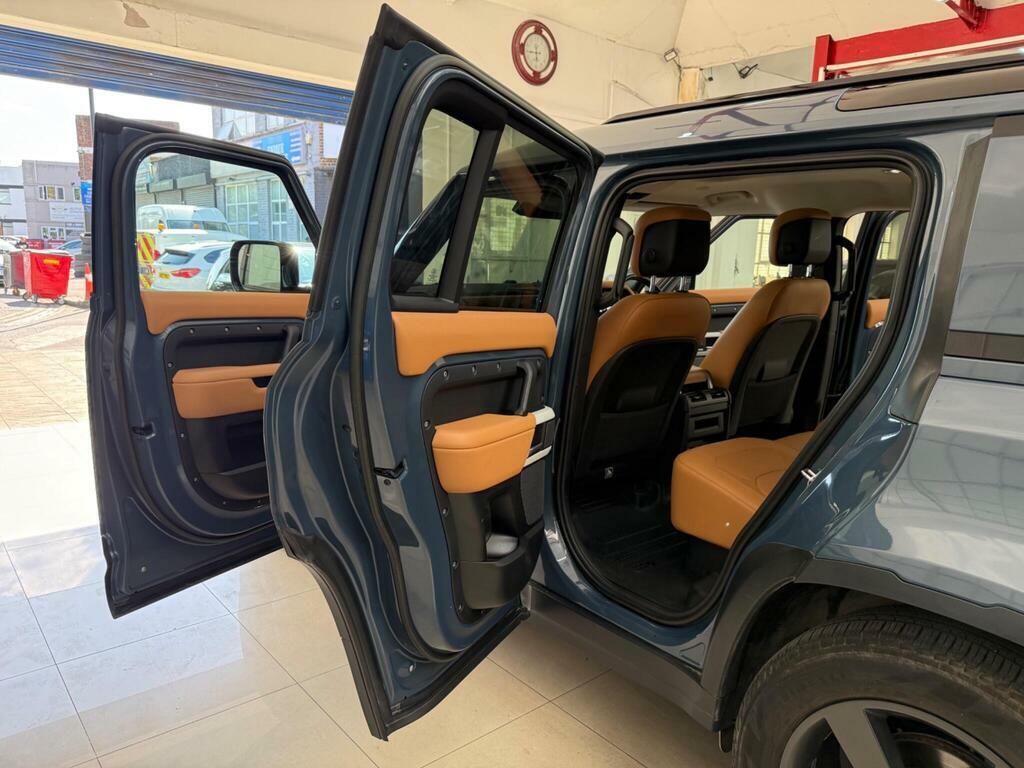 Land Rover Defender 110 D250 X-dynamic Se Eiger Grey Grey #52