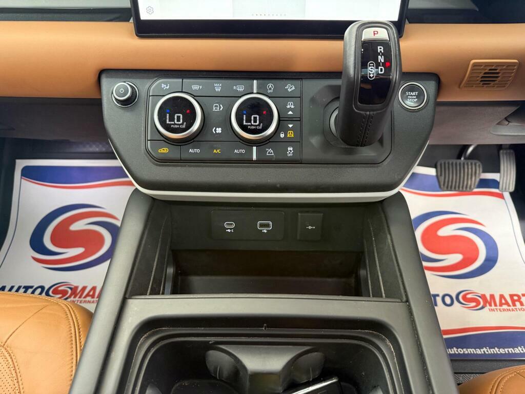 Land Rover Defender 110 D250 X-dynamic Se Eiger Grey Grey #26