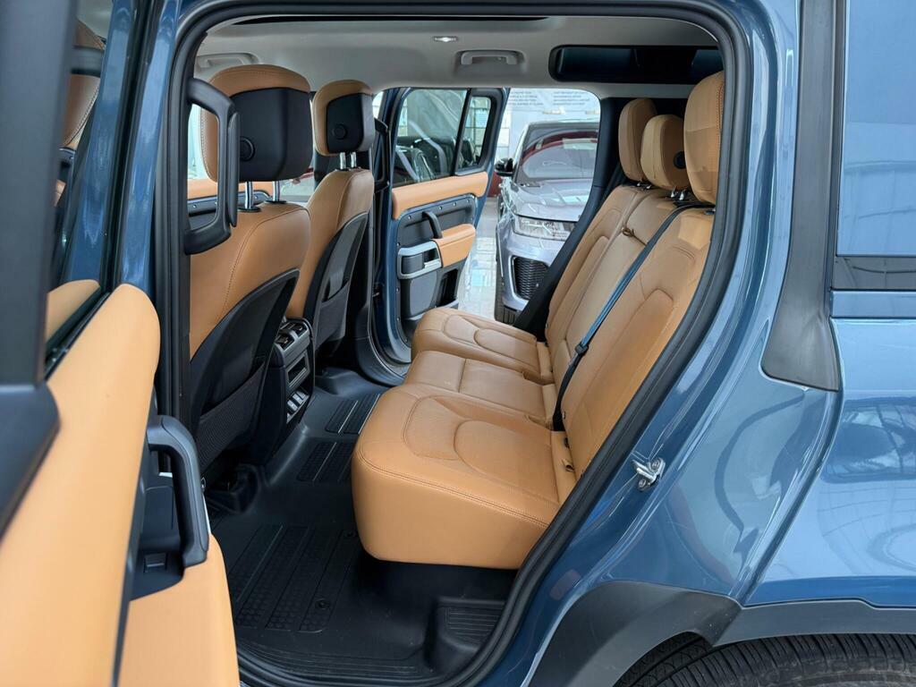 Land Rover Defender 110 D250 X-dynamic Se Eiger Grey Grey #54