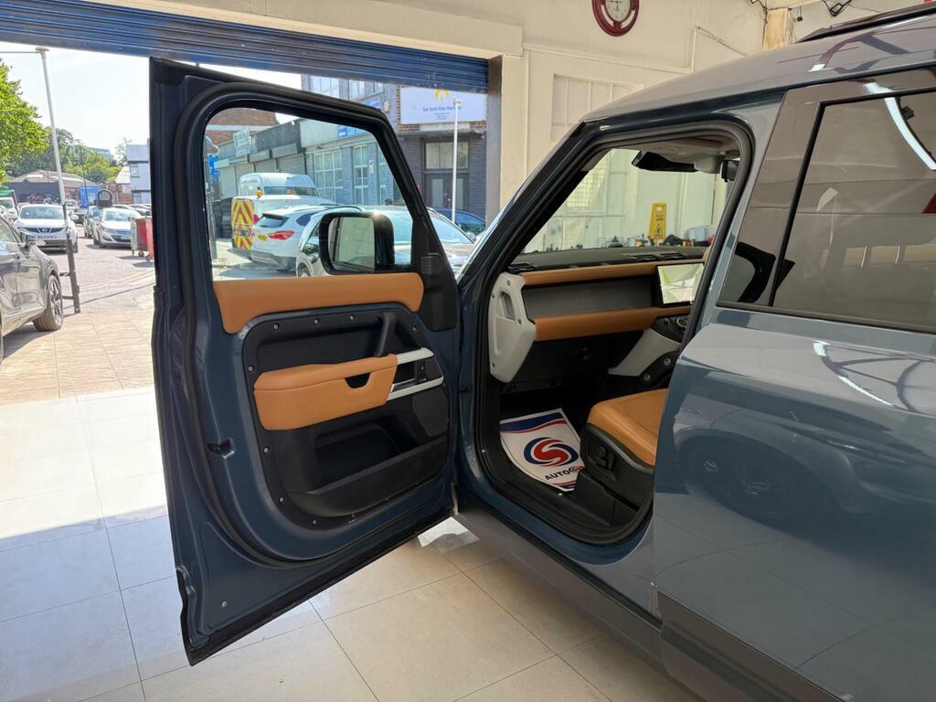 Land Rover Defender 110 D250 X-dynamic Se Eiger Grey Grey #42