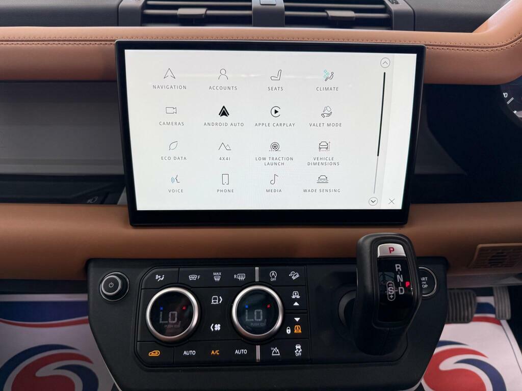 Land Rover Defender 110 D250 X-dynamic Se Eiger Grey Grey #38