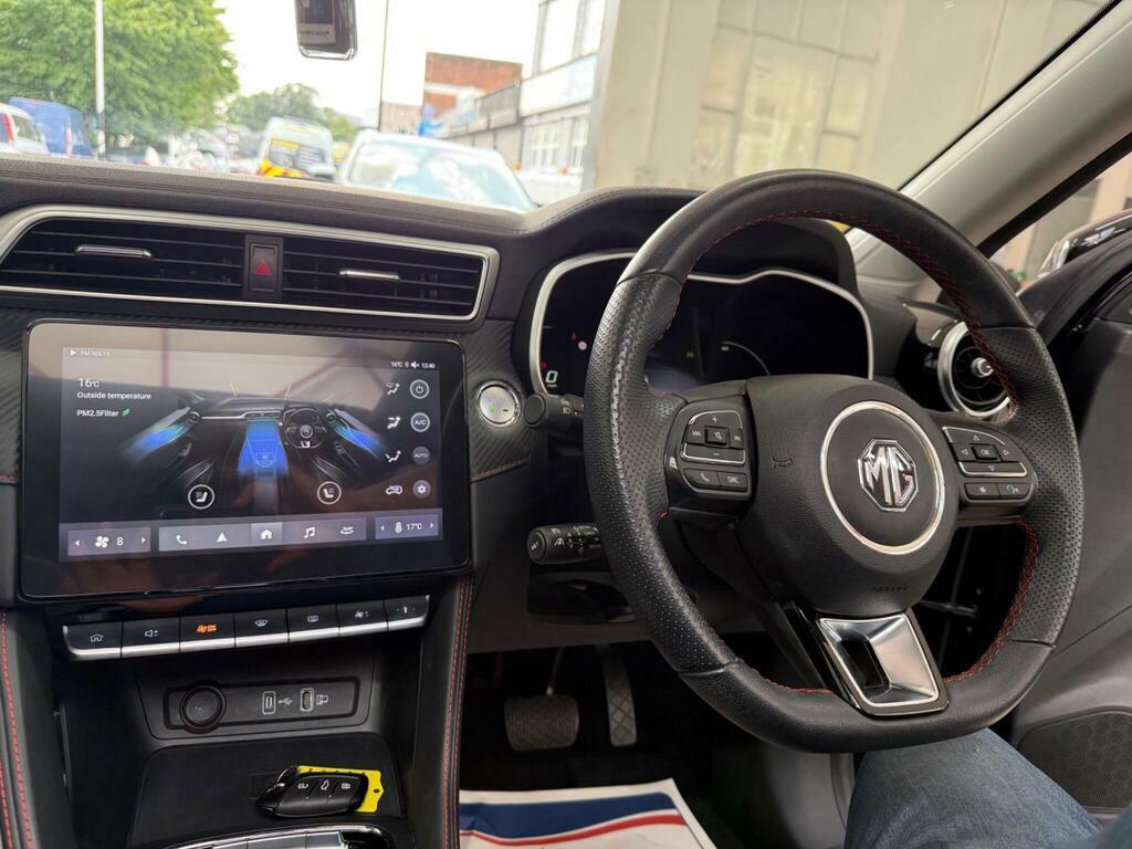 MG ZS 1.5 Vti-tech Excite 2022 White #21