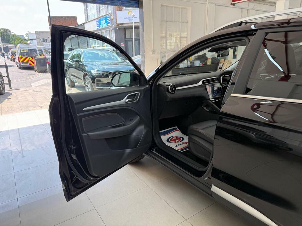 MG ZS 1.5 Vti-tech Excite 2022 White #39