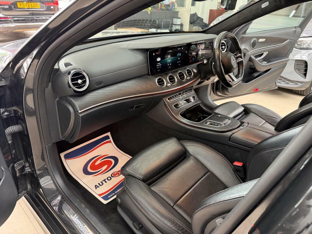 Mercedes-Benz E Class E300 Amg Line Premium 9G-tronic Black #32