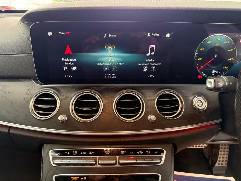 Mercedes-Benz E Class E300 Amg Line Premium 9G-tronic Black #27
