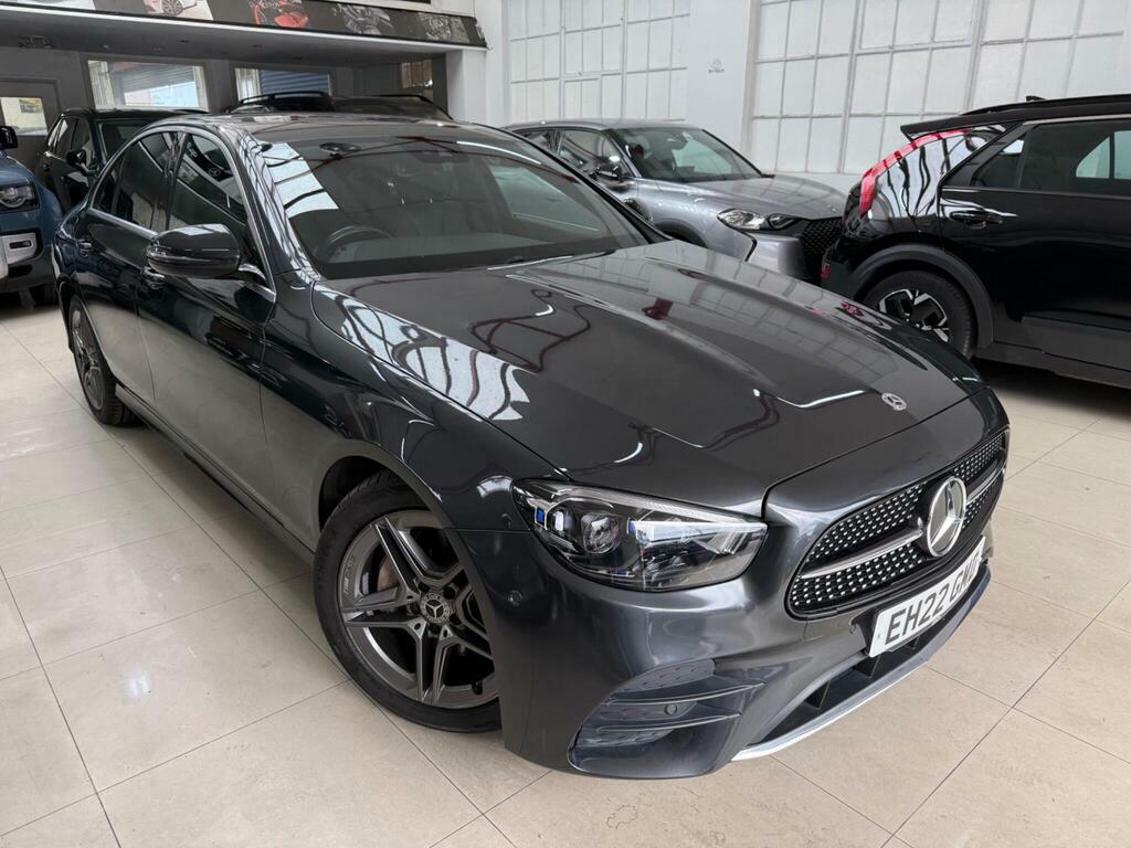 Mercedes-Benz E Class E300 Amg Line Premium 9G-tronic Black #2