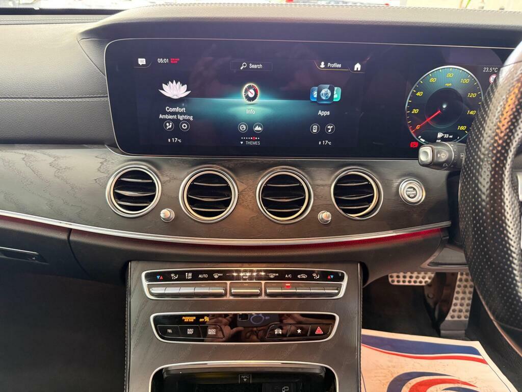 Mercedes-Benz E Class E300 Amg Line Premium 9G-tronic Black #30
