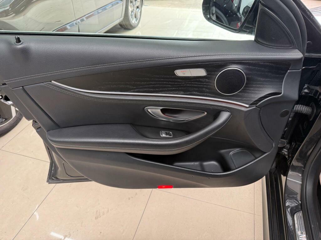 Mercedes-Benz E Class E300 Amg Line Premium 9G-tronic Black #34