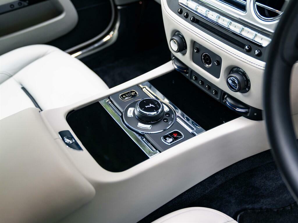 Rolls-Royce Wraith Wraith V12 Black #25