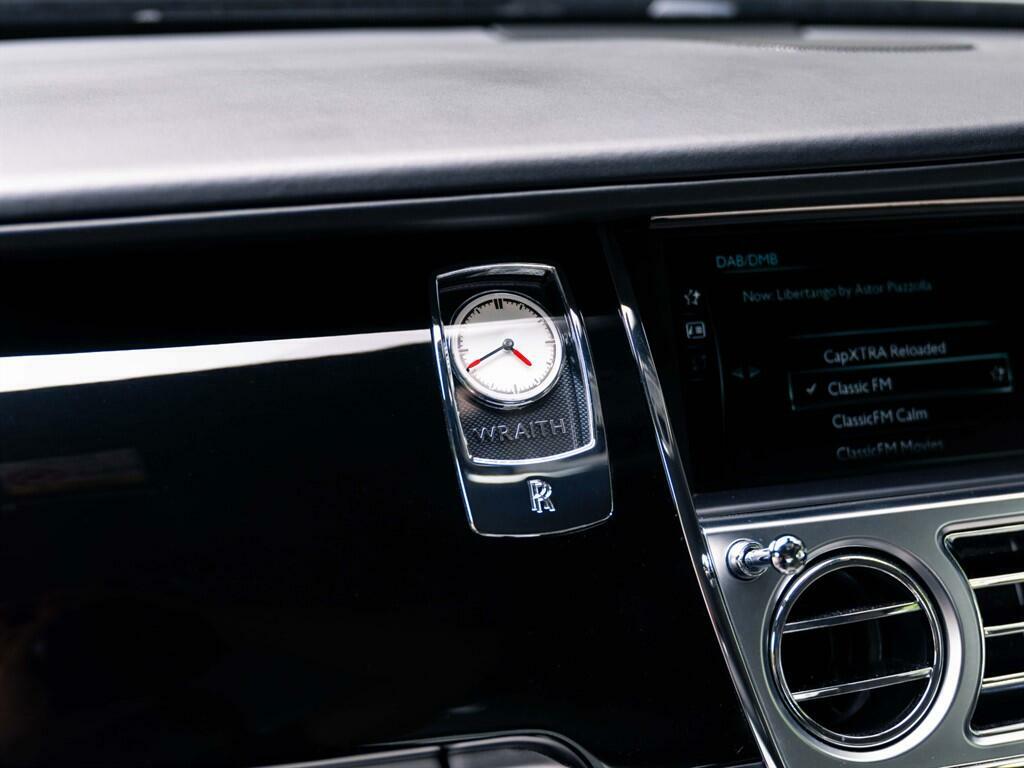 Rolls-Royce Wraith Wraith V12 Black #31