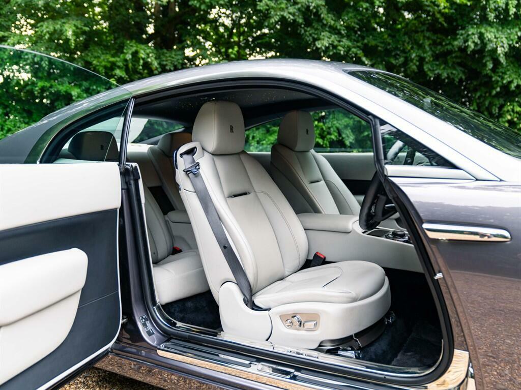 Rolls-Royce Wraith Wraith V12 Black #15