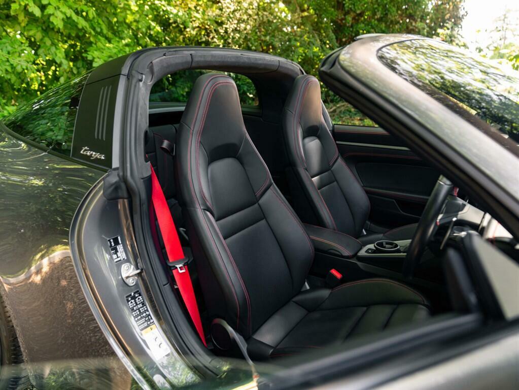 Porsche 911 3.0T 992 Carrera Pdk Euro 6 2-Door  #17