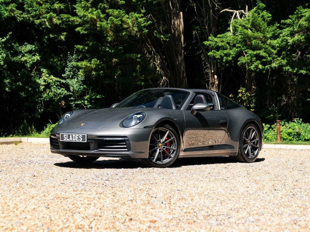 Porsche 911 992 4S Grey