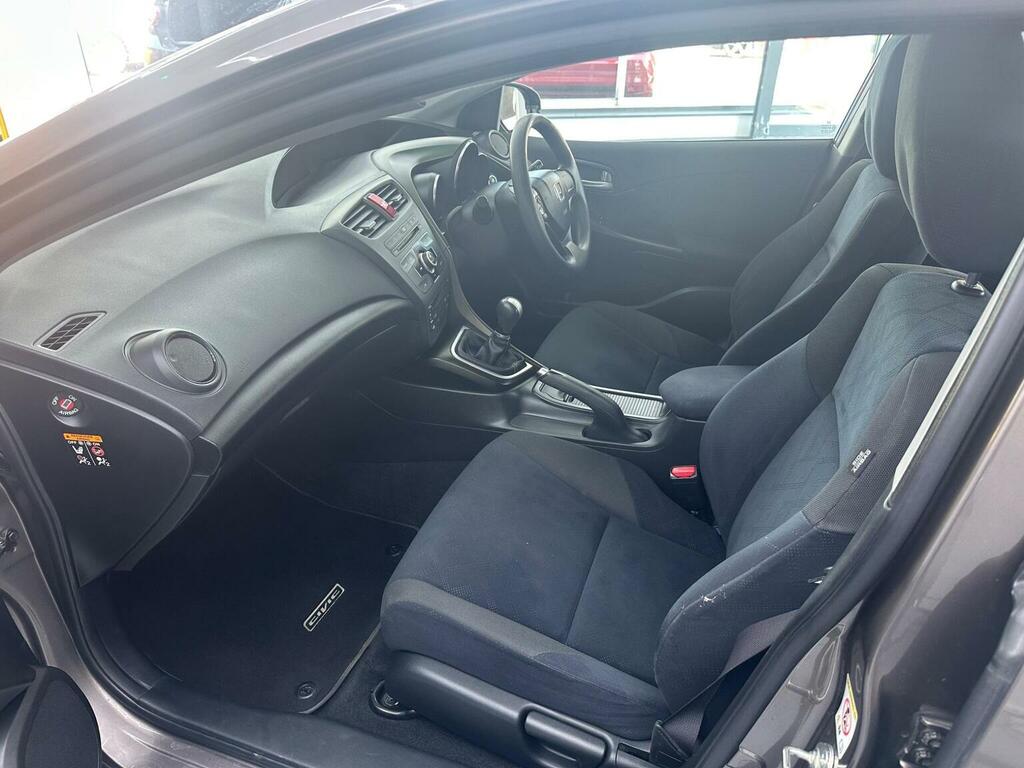 Honda Civic 1.6 I-dtec Es-t 5-Door Free Tax Grey #30