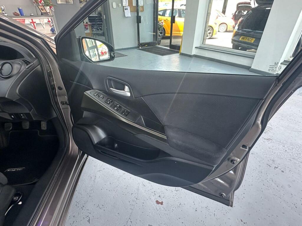 Honda Civic 1.6 I-dtec Es-t 5-Door Free Tax Grey #21