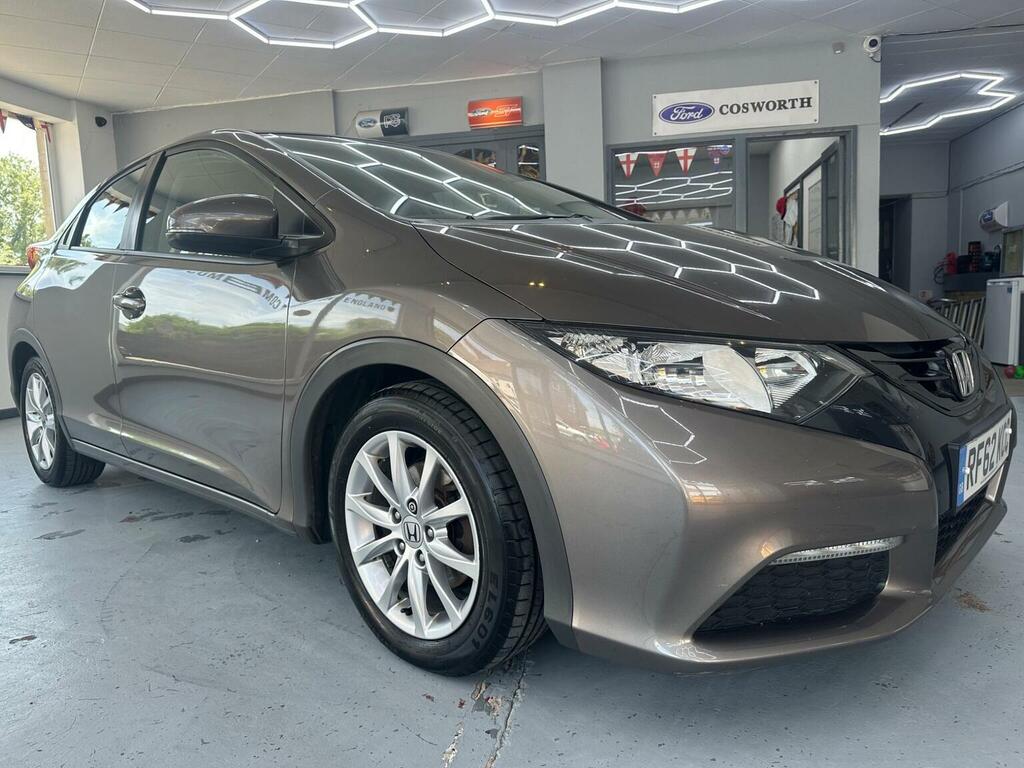 Honda Civic 1.6 I-dtec Es-t 5-Door Free Tax Grey #1