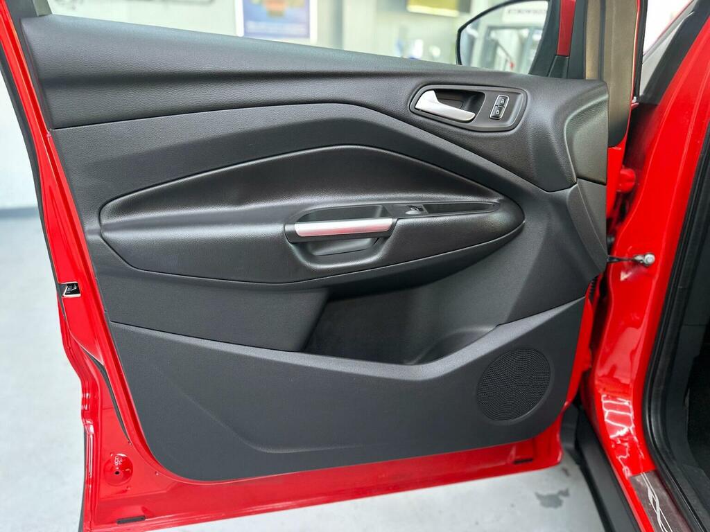 Ford Kuga 2.0 Titanium Tdci 160 Bhp Grey #40