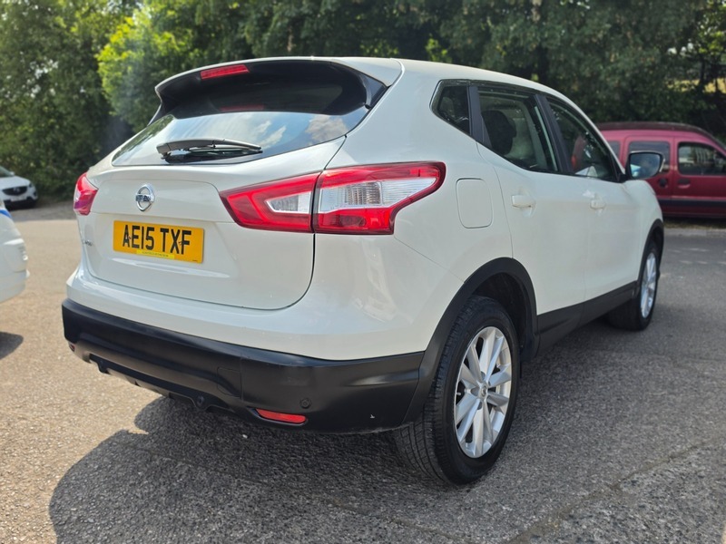 Nissan Qashqai Acenta Dig-t Smart Vision White #4