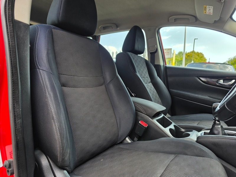 Nissan Qashqai Dci Acenta Red #6