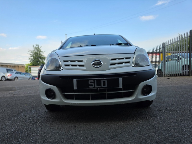 Nissan Pixo N-tec White #2