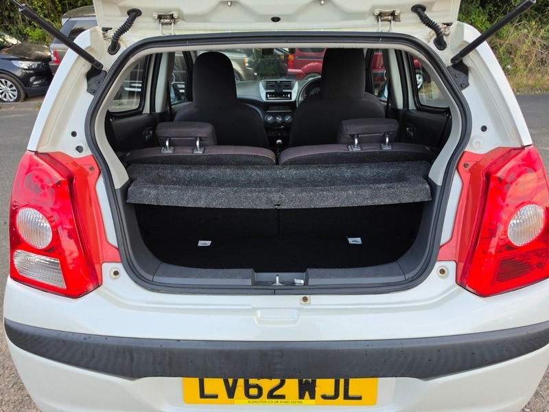 Nissan Pixo Silver Silver #9