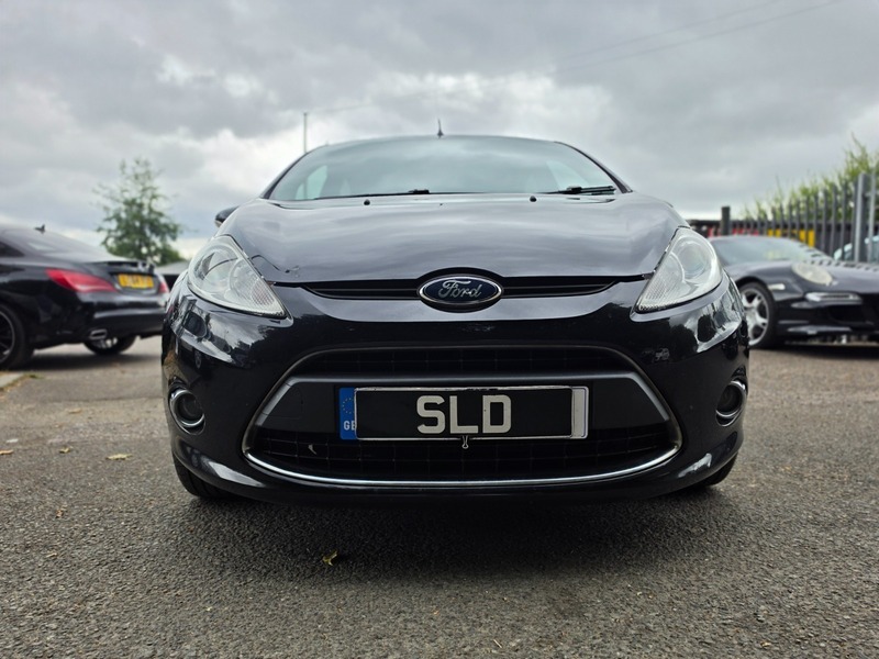 Ford Fiesta Zetec Black #2