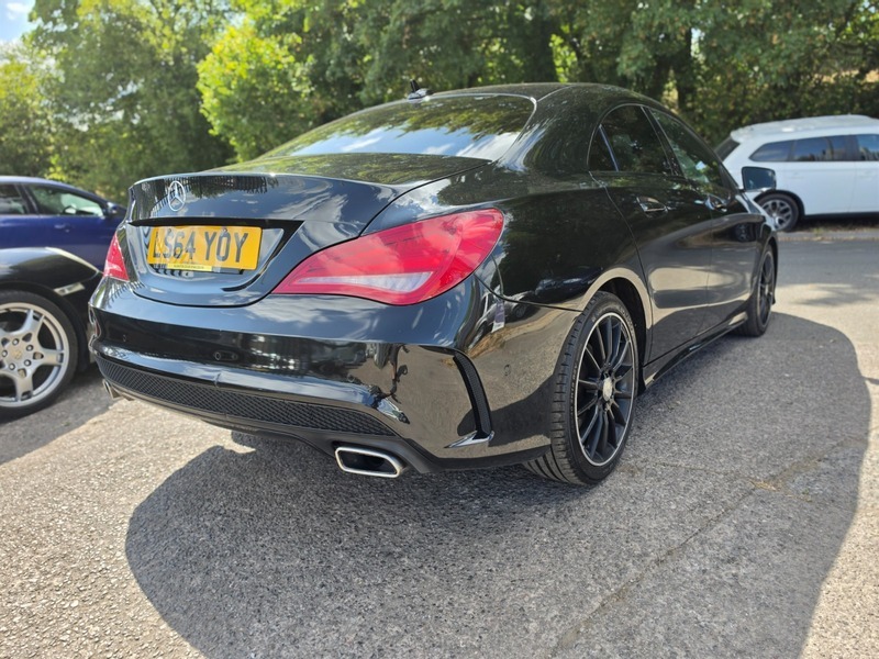 Mercedes-Benz CLA Class Cla 200 2.1 Cdi Sport Tip Black #4
