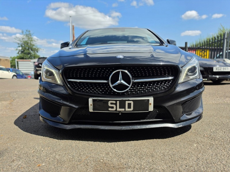 Mercedes-Benz CLA Class Cla 200 2.1 Cdi Sport Tip Black #2