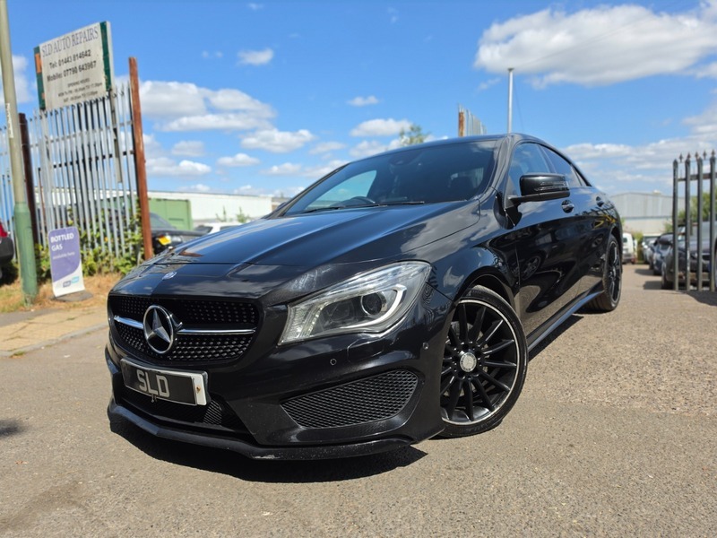 Mercedes-Benz CLA Class Cla 200 2.1 Cdi Sport Tip Black #1