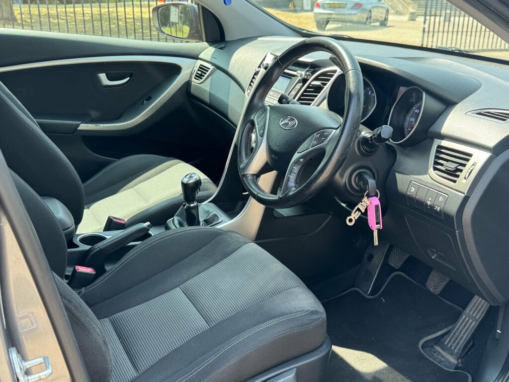 Hyundai I30 Active Black #21