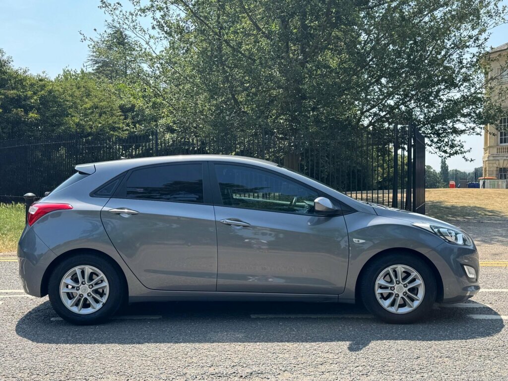 Hyundai I30 Active Black #9