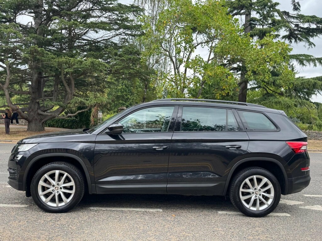 Skoda Kodiaq 1.5 Tsi Act Se Euro 6 Ss 7 Seat GM19NFR Black #4