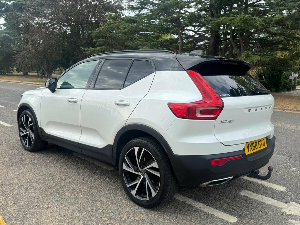 Volvo XC40 2.0 D4 R-design Awd Euro 6 Ss White #5