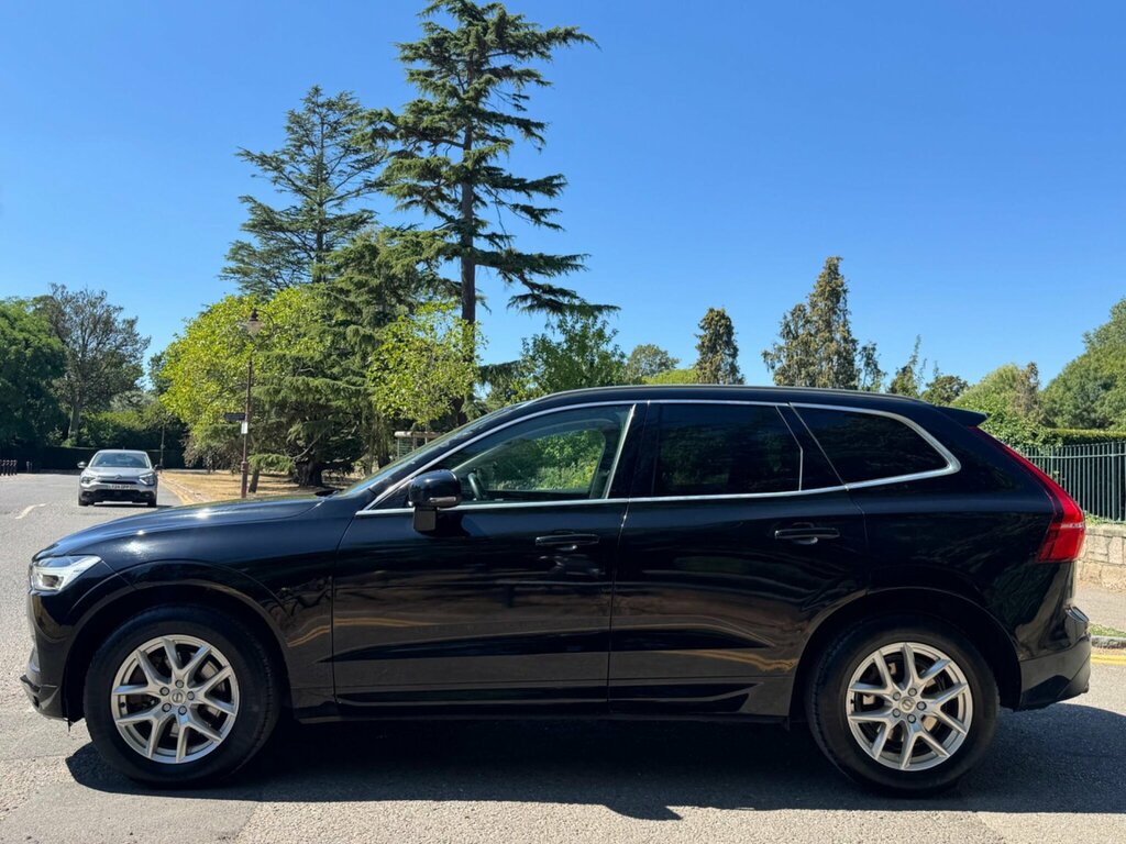 Volvo XC60 2.0 T5 Momentum Awd Euro 6 Ss Black #4