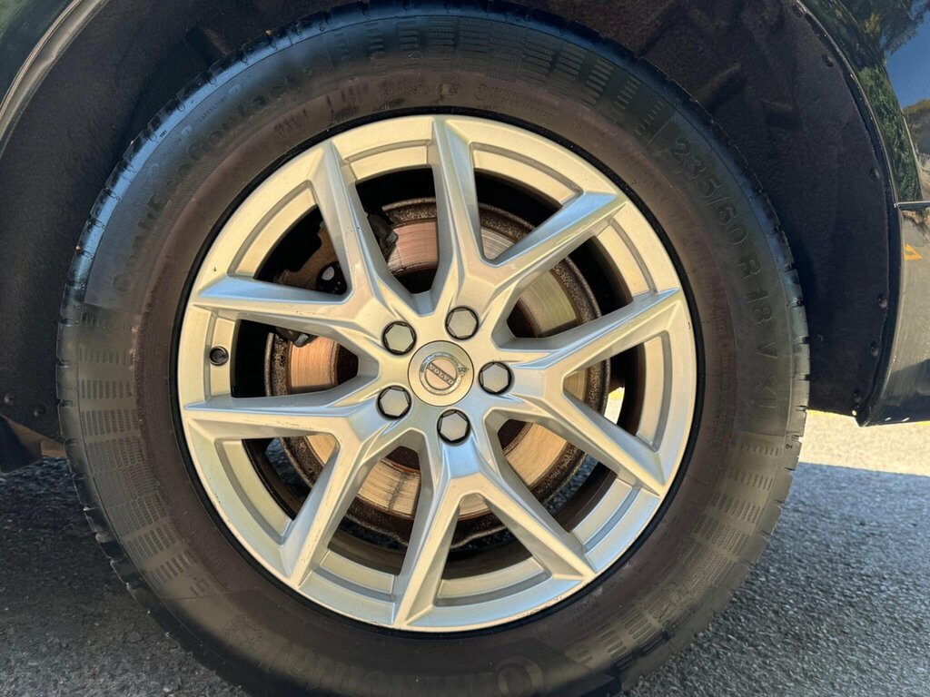 Volvo XC60 T5 Awd Momentum Rear Camera, Spare Whee Red #11