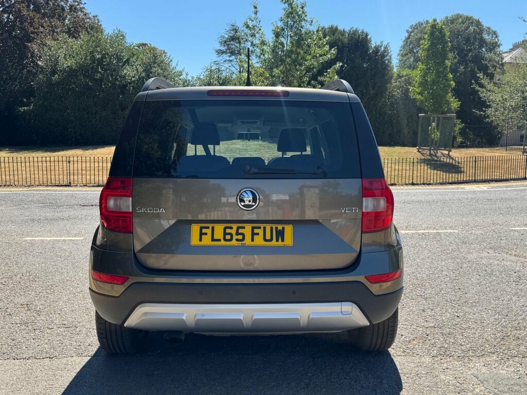 Skoda Yeti 1.2 Tsi Se Outdoor Dsg Euro 6 Ss Brown #6