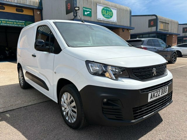 Peugeot Partner Professional Premium L1 1.5 White