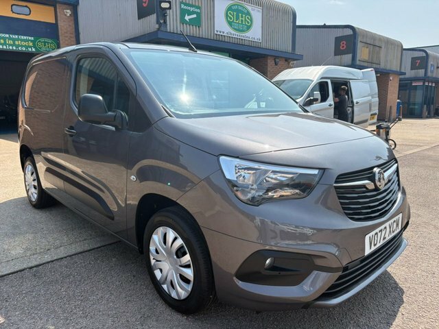 Vauxhall Combo Sportive L1 1.5 Turbo Grey